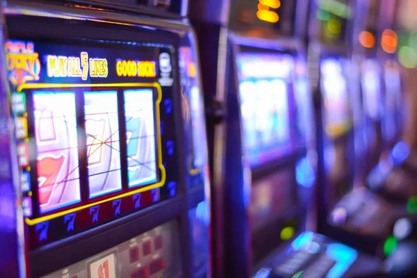 Hood vs Wolf slot game interface on ks4d login platform